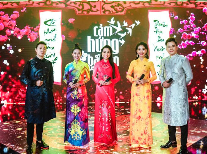 5 MC VTV nổi tiếng diện áo dài Đỗ Trịnh Hoài Nam trong Cảm hứng bất tận